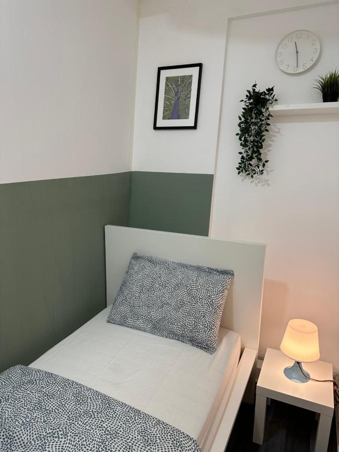 Beautiful Partition Room In Al Barsha 1 Near Metro Dubaï Extérieur photo